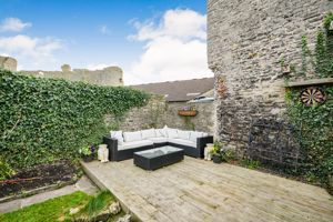 Rear Gardens- click for photo gallery